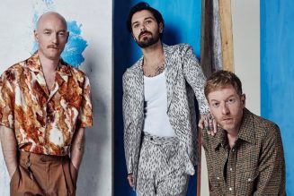 Biffy Clyro Blast Into Lead on Midweek U.K. Albums Chart