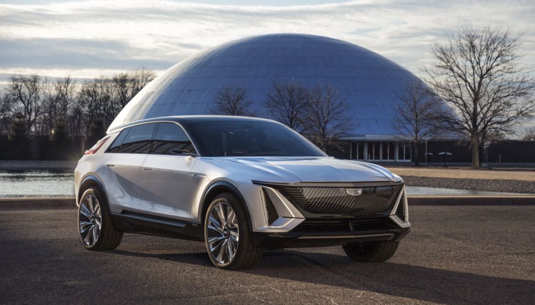 Cadillac’s electric Lyriq SUV has a massive touchscreen and a range ‘beyond 300 miles’