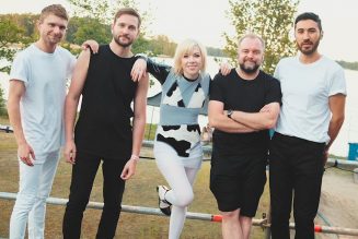 Carly Rae Jepsen Pays Tribute to Her Bandmates With ‘Me and the Boys in the Band’