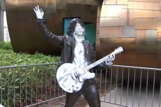 Chris Cornell Statue Vandalized