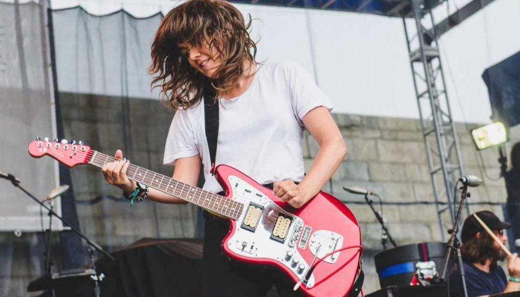 Courtney Barnett Covers Kev Carmody’s “Just For You”: Stream