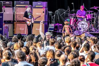 Dinosaur Jr. Announce Outdoor, Socially Distanced Concerts