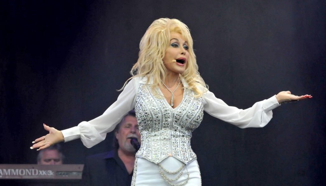 Dolly Parton Speaks Out In Support Of Black Lives Matter