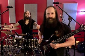 DREAM THEATER’s JOHN PETRUCCI Doesn’t Want Fans To Get ‘Wrong Idea’ That MIKE PORTNOY Is Rejoining Band