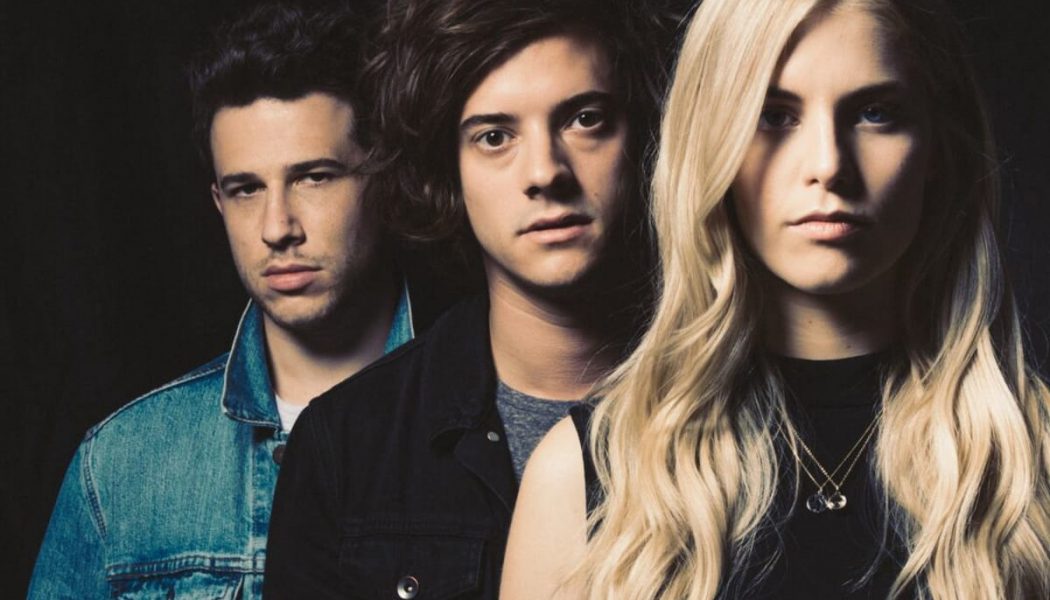 Flume, Disclosure Collaborators London Grammar Wipe Instagram, Tease New Music