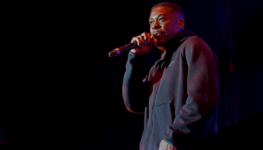 GZA Sparks Flat Earth and Anti-Vax Debate on Social Media