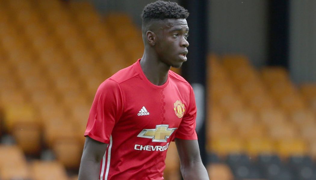 ‘Has been mentioned’ – Phil Hay reveals that Man Utd defender is on Leeds radar