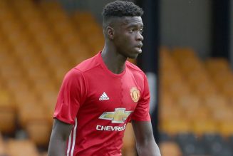 ‘Has been mentioned’ – Phil Hay reveals that Man Utd defender is on Leeds radar