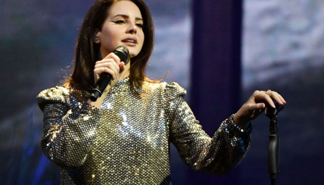 Hear a Snippet of Lana Del Rey’s ‘Tulsa Jesus Freak’