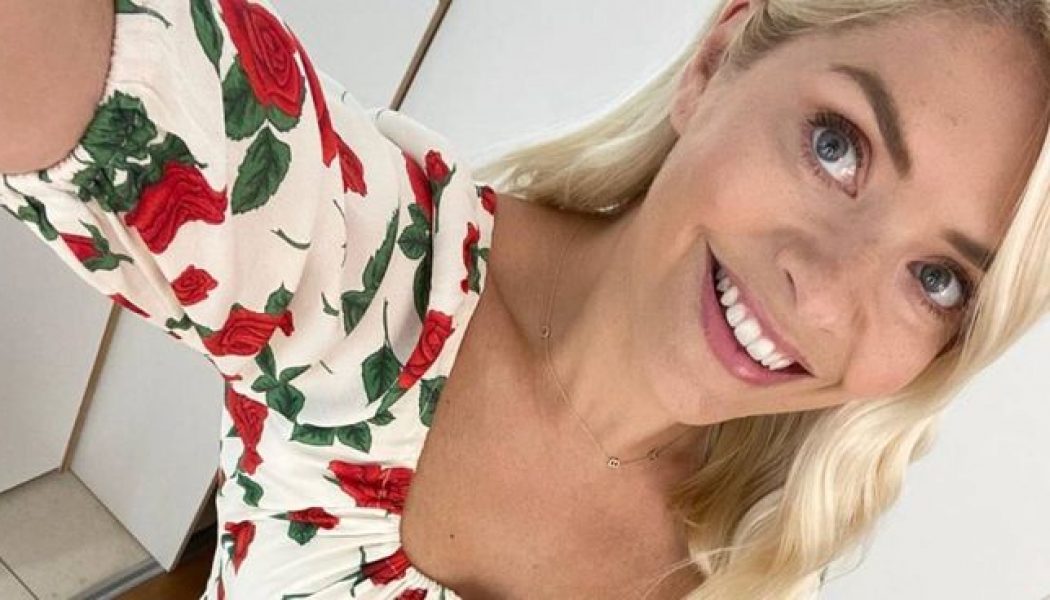 Holly Willoughby Just Wore the Cutest Summer Dress