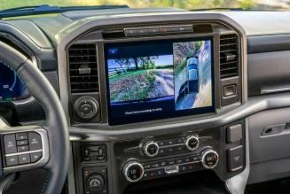 How 360-Degree Camera Systems Turn You Into a Parking Pro