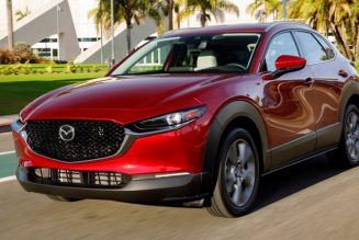 Instead of the Axe, 2022 Kia Stinger Survives With Refresh, New Engine