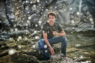 James Blunt Once Got Scurvy From Eating an All-Meat Diet