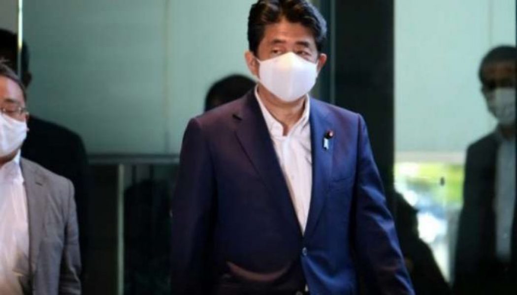 Japan’s premier returns from hospital, says to do his best at his job