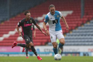 Journalist: Leeds star ‘high up on’ Celtic radar as Lennon eyes replacement for 25 y/o player