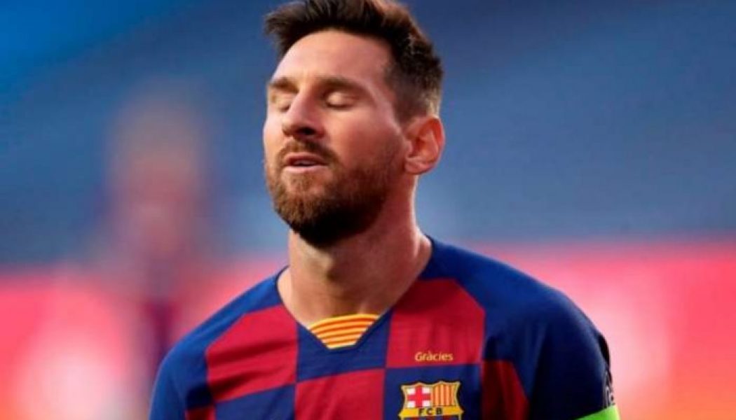Lionel Messi makes contact with Pep Guardiola over Manchester City move