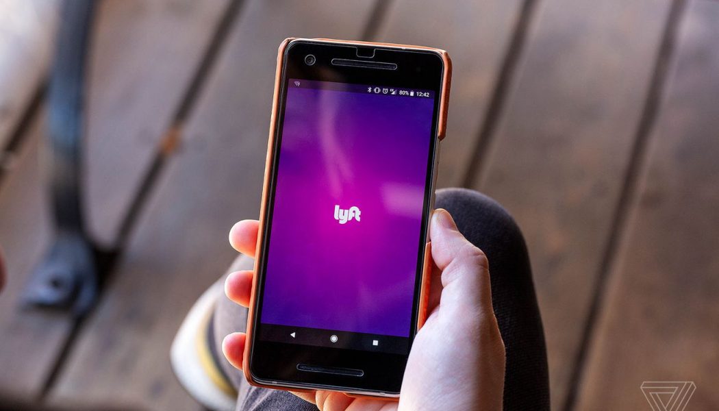 Lyft joins Uber in threatening to pull out of California over driver status