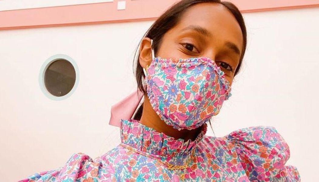 Maskne Is a Real Thing–This Is Everything Experts Want You to Know