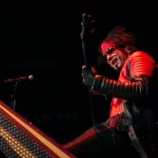 MÖTLEY CRÜE’s NIKKI SIXX Says He Is The Most Underrated Bass Player Ever