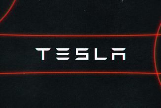Musk says Tesla two-factor authentication “embarrassingly late” but coming soon