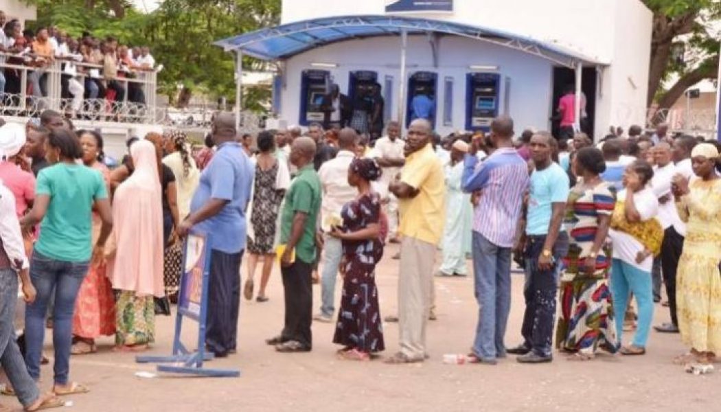 Nigerian banks urged to address increasing numbers of customers visiting daily