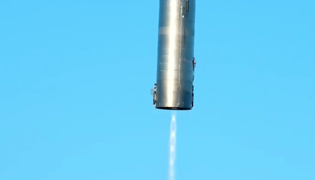 Prototype of SpaceX’s future Starship rocket flies short hop to 500 feet