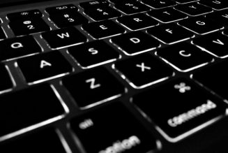 r/EDM Among Many Popular Subreddits Hacked with Election Propaganda