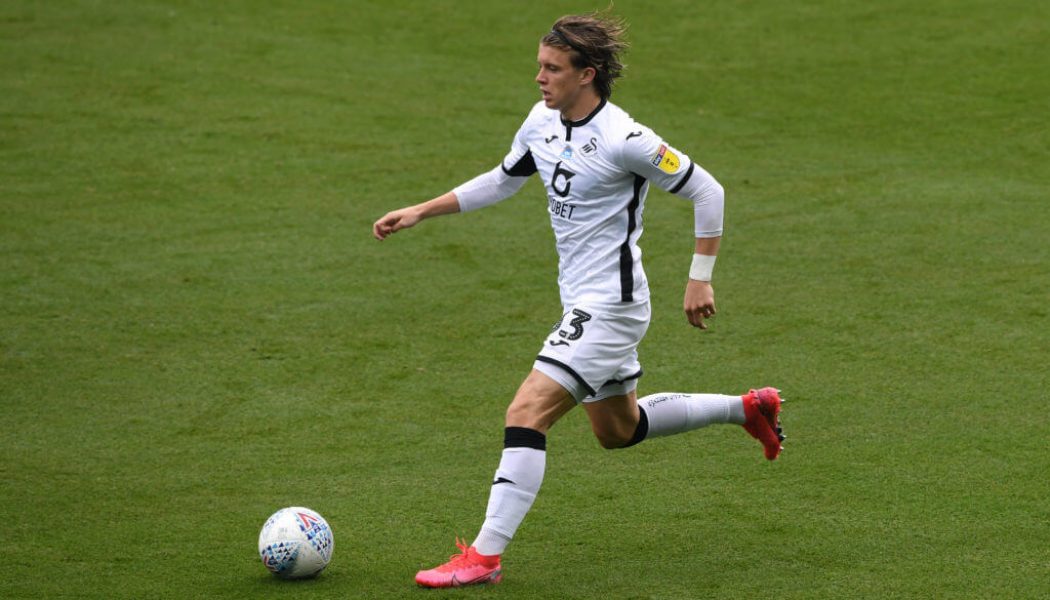 Report: Newcastle looking to lure midfielder away from PL giants, West Ham keen as well