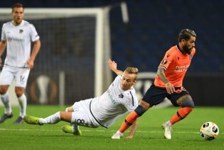 Report: West Ham looking to beat Slaven Bilic to signature of Brazilian full-back