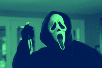 Scream Reboot Stabs a 2022 Release Date