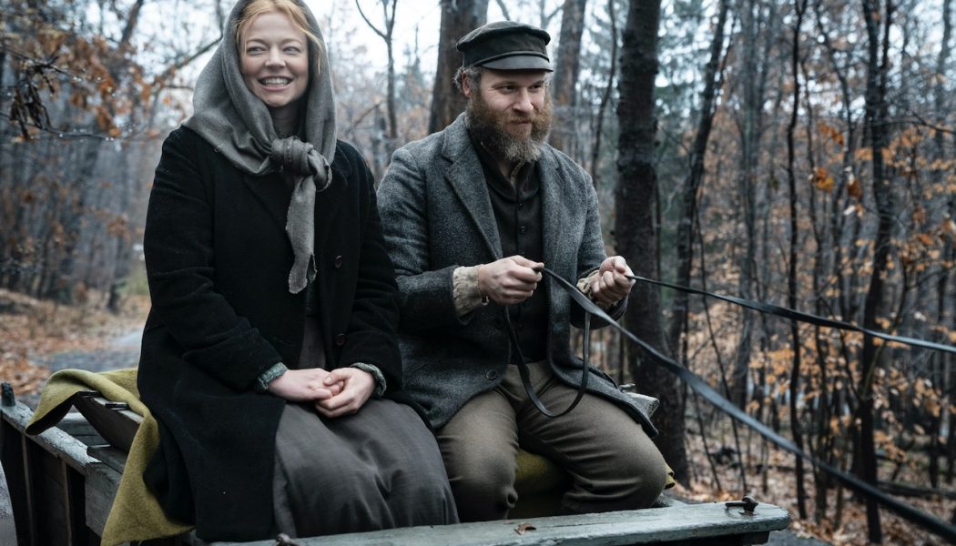 Seth Rogen’s An American Pickle Shines Through the Brine With Sweet and Sour Quirks: Review