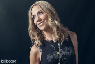 Sheryl Crow Still Wants a ‘Woman in the White House,’ Restores 8-Year-Old Song