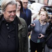Steve Bannon charged with fraud over crowdfunded border wall