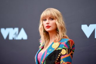 Taylor Swift Calls Out Trump for ‘Calculated Dismantling of USPS,’ Urges Fans to ‘Vote Early’