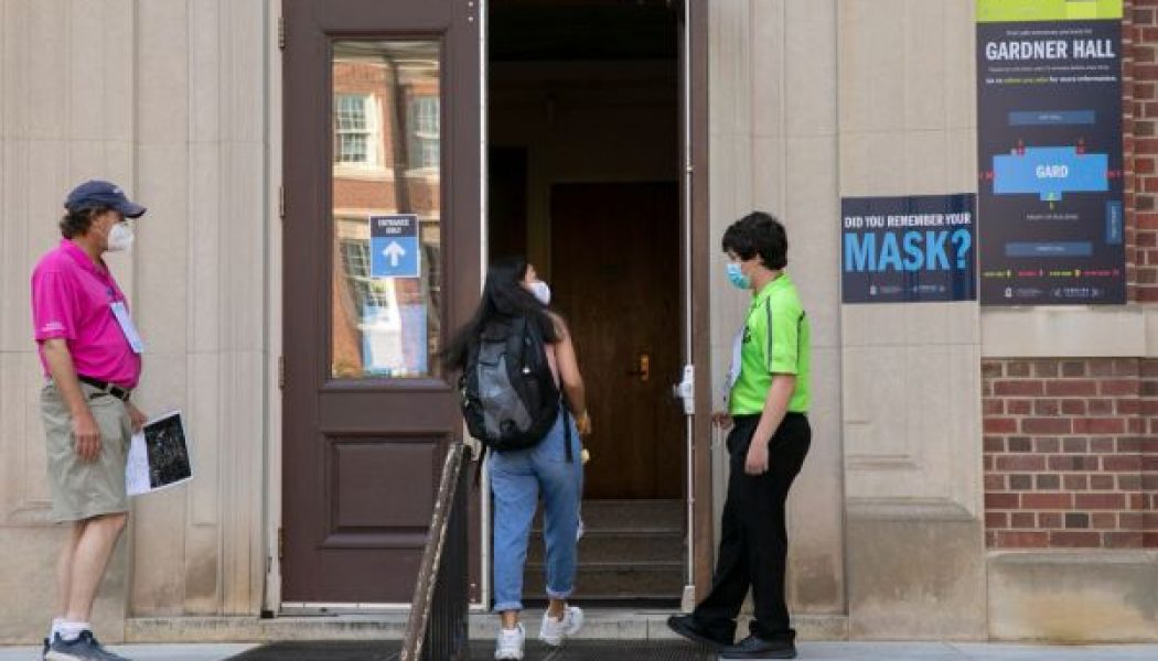 UNC-Chapel Hill Switches Back To Remote Classes After COVID-19 Spike