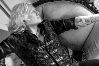 VIMIC Frontman KALEN CHASE Releases Lyric Video For ‘Let Them Come’ Solo Single