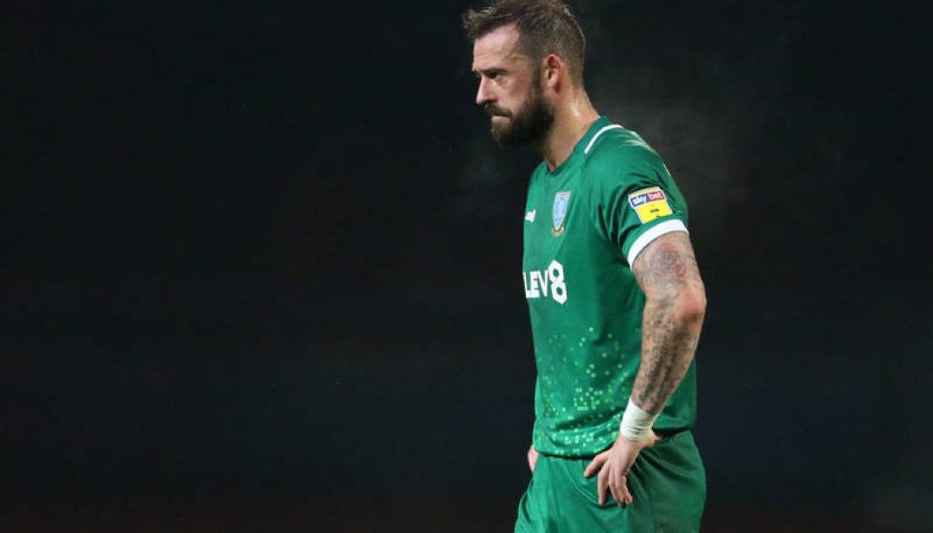 ‘We’re in talks with his representatives’ – Lennon confirms Celtic are trying to sign 13-goal ace