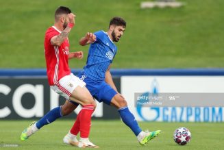 ‘£20m on a spare CB’ – Phil Hay provides update on Leeds’ defensive transfer plans