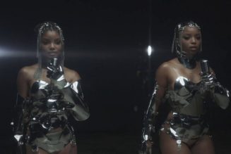 Chloe x Halle Are Cyborg Sphinxes In ‘Ungodly’ VMA Pre-Show Performance