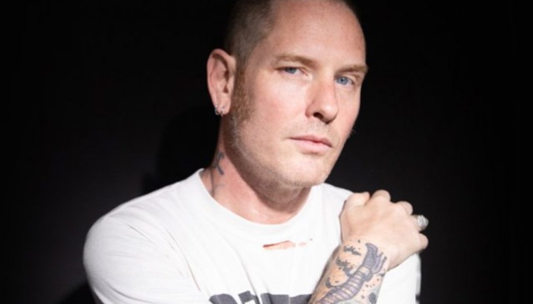 COREY TAYLOR Explains How He Splits His Time Between SLIPKNOT, STONE SOUR And His Solo Career