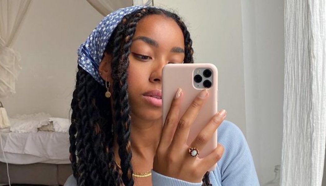 Cottagecore Is 2020’s Prettiest Beauty Trend—Here Are 7 Chic Ways to Do It