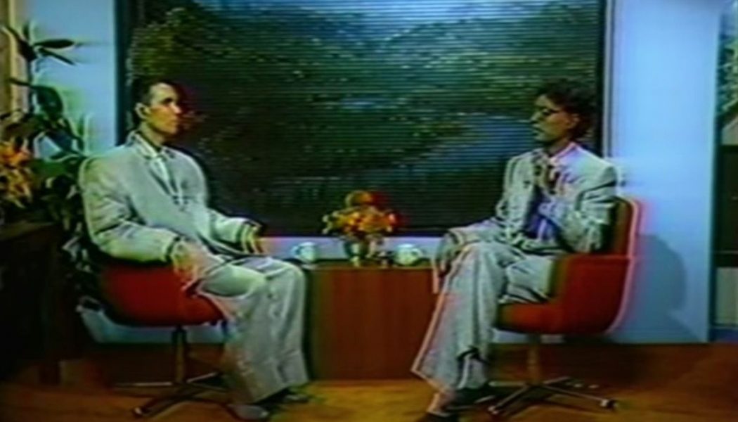 David Byrne Apologizes for Wearing Blackface in 1984 Stop Making Sense Promo Video