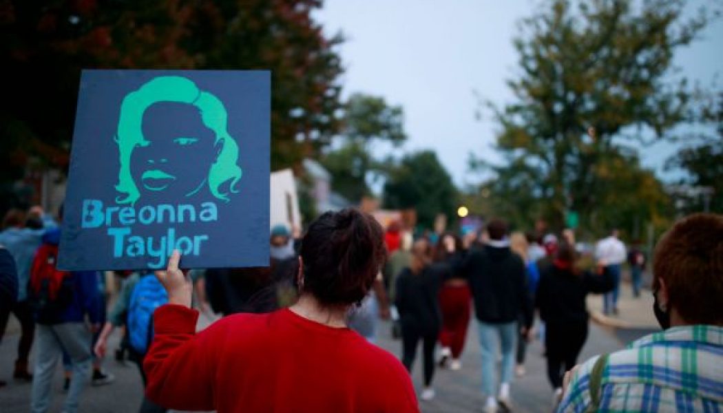 Grand Juror In Breonna Taylor Case Says Kentucky AG Misrepresented Deliberations