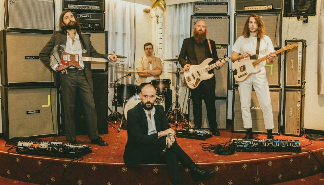 IDLES’ Ultra Mono Offers Rallying Cries for a Burning World: Review