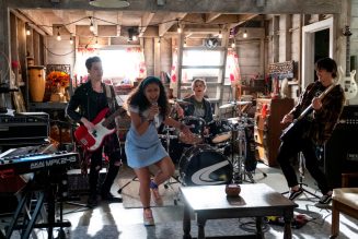 ‘Julie and the Phantoms’: TV Review