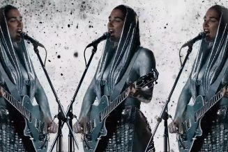 Kesha Brings T. Rex’s ‘Children of the Revolution’ to Tonight Show