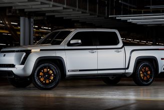 Lordstown Endurance Electric Pickup: Peek Inside Its Screen-Heavy Cabin