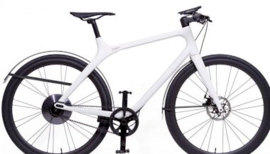 Making the $4,599 Gogoro Eeyo 1S electric bike more practical