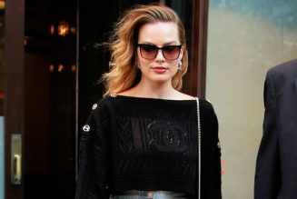 Mark My Words: This Anti–Skinny Jean Trend Is Back in 2020