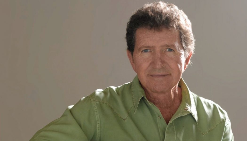 R.I.P. Mac Davis, Songwriter and Elvis Collaborator Dies at 78